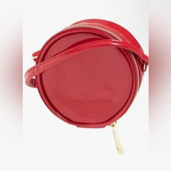 ♥️ MARC JACOBS Mini Crossbody Round Circle Canteen Bag 4" Red Patent Valentine’s - Picture 9 of 12